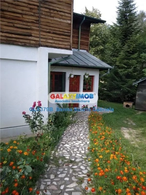 Vanzare  casa de vacanta  parter + 1 E zona Izvoarele, jud Prahova
