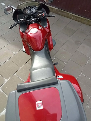 Vând Honda Deauville 650V - imagine 2