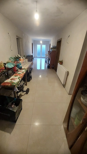 Casa solidă și  spațioasă cu teren generos  - imagine 10