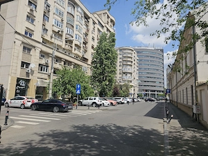 Inchiriez 2 camere in Piata Victoriei - proprietar