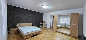 Sinaia, zonă ultracentrală - închiriere garsonieră, renovată și mobilată  - imagine 3
