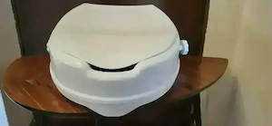 Vând înălțător WC 10cm, stare perfectă