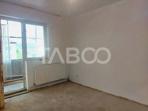 Comision 0% Apartament 40 mp 2 camere decomandate balcon Cisnadie - imagine 6