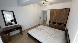 Închiriez Vila Casa P+2 + Parcare, strada asfaltată  - imagine 3