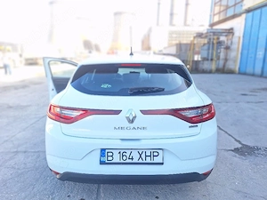 Vand Renault Megane 1.5 diesel, 90 CP, an 2017 - imagine 6