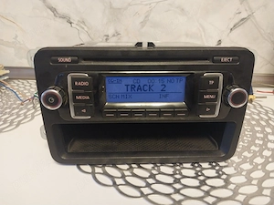 Radio casetofon CD VW Golf 5 6, Passat B6 RCD210