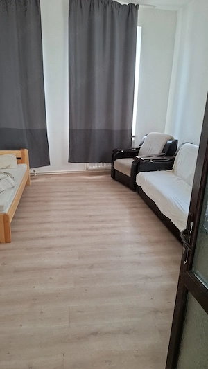 Închiriez 2 apartamente într-o casa zona centrală!   De închiriat   2 apartamente în casă, zonă cent - imagine 7