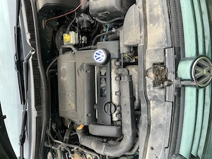 Proprietar vind golf 4 ,2002, 1,4 benzină aspirat, euro 4 ,1100euro.  - imagine 5
