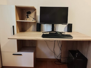 Vand PC Gaming + birou si periferice