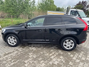 Volvo XC60 D3 2.0 136 cp - imagine 2