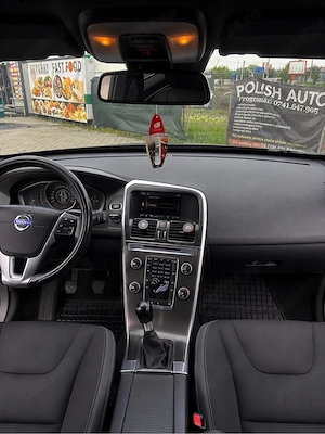 Volvo XC60 D3 2.0 136 cp - imagine 4