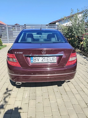 Vând Mercedes C230,benzina,V6,2009 - imagine 4
