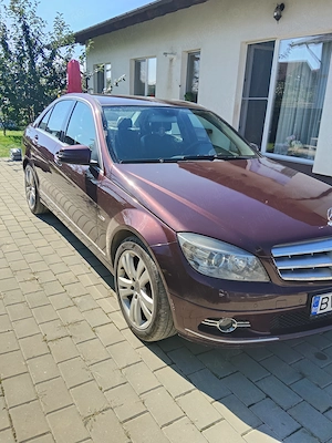Vând Mercedes C230,benzina,V6,2009 - imagine 2