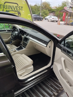 VW Passat B8 (2016) 1.6 TDI Euro 6 | Interior Piele Bej | Navigație - imagine 3