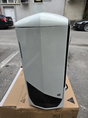 Carcasa desktop NZXT Phantom 530 