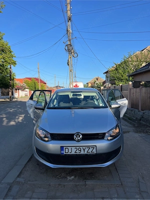 Vând Volkswagen Polo IV (9N facelift)   economic, ideal pentru oraș - imagine 5
