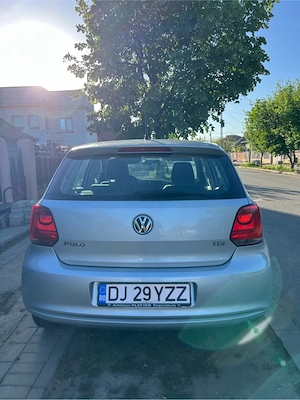 Vând Volkswagen Polo IV (9N facelift)   economic, ideal pentru oraș - imagine 4