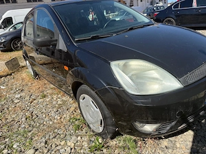 2004 Ford fiesta 1.4 mpi 4.000 RON