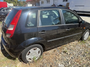 2004 Ford fiesta 1.4 mpi 4.000 RON - imagine 2