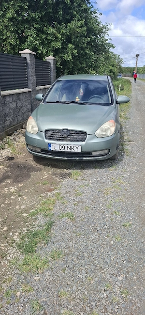 vand hyundai accent - imagine 3