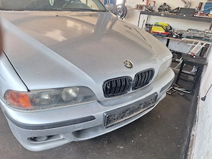 dezmembrez e39 - imagine 3