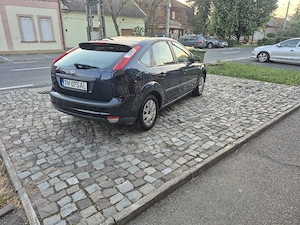 Ford Focus 1,6 i Benzină Anul 2006 Înmatriculat  - imagine 3
