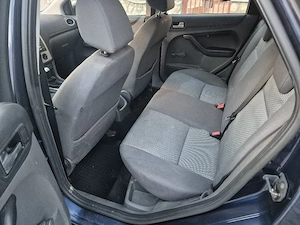 Ford Focus 1,6 i Benzină Anul 2006 Înmatriculat  - imagine 10