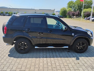Toyota RAV4 - imagine 5
