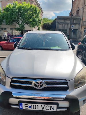 Vând Toyota-RAV 4