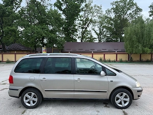 Volkswagen Sharan 1.9 Tdi-116 Cp- 4Motion - imagine 6
