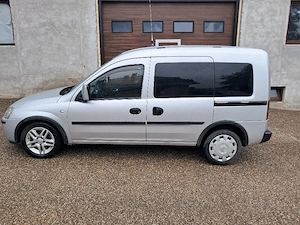 Opel Combo-C anul fabricației I 2006 negociabil - imagine 3