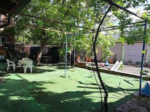 Inchiriez vilă 9 camere, 280 mp si curte mare, zona Uveturii  - imagine 3