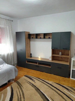 Garsoniera de închiriat, str. Calea Moldovei ,etaj 3 - imagine 3
