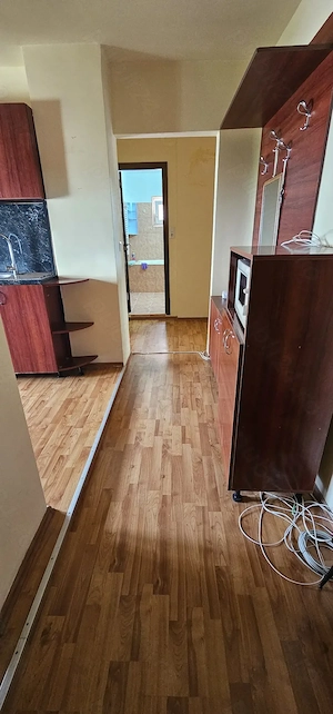 Vand apartament 2 camere decomandate etj 3 Carpati II