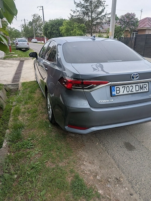 Vand Toyota Corolla 2019 53000km 1.8 hybrid 122 cp - imagine 3