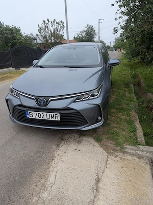 Vand Toyota Corolla 2019 53000km 1.8 hybrid 122 cp - imagine 2