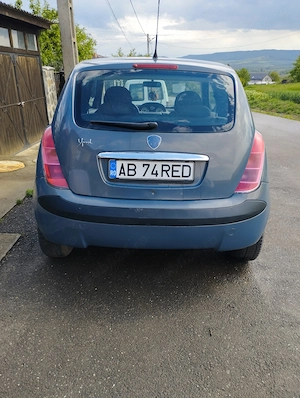 Lancia Ypsilon an 2005 1.4 benzina - imagine 2