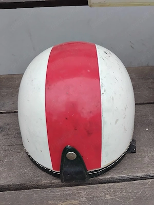 Vand casca moto