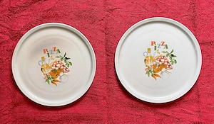 doua farfurii mari platouri mari pentru pizza din portelan vechi vintage 