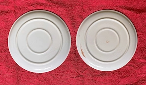 doua farfurii mari platouri mari pentru pizza din portelan vechi vintage  - imagine 2