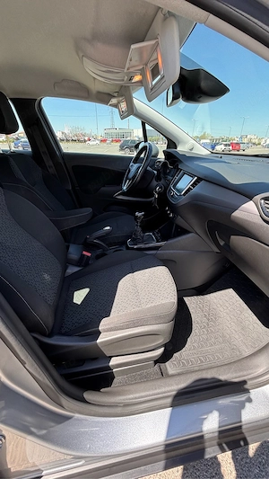 Opel Croassland 130cp 66000 km cumparata din reprezentanta in 2021 - imagine 14