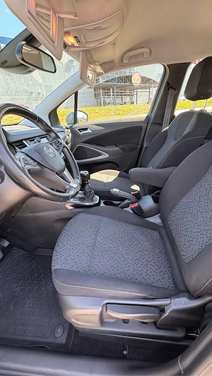 Opel Croassland 130cp 66000 km cumparata din reprezentanta in 2021 - imagine 18