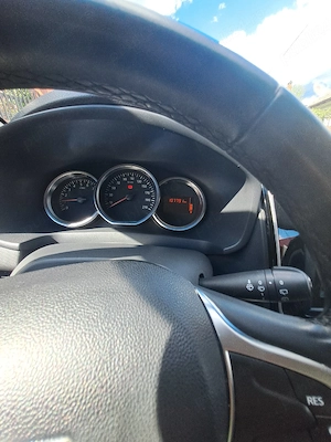 Sandero Stepway Serie limitata Technoroad  - imagine 4