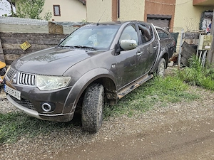Mitsubishi l200 - imagine 4