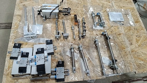  Festo, cilindri,electrovalve,senzori