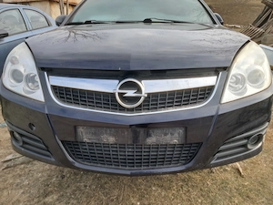 Dezmembrez Opel Vectra C 1.9 cdti facelift break 