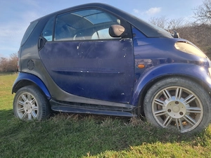 Dezmembrez Smart Fortwo 0.6 benzina - imagine 5