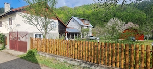 vand casa cu teren in muntii Apuseni