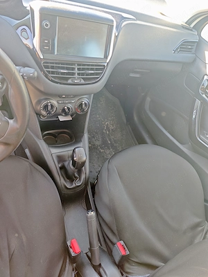Peugeot 208 1.2 L PureTech Active - imagine 8