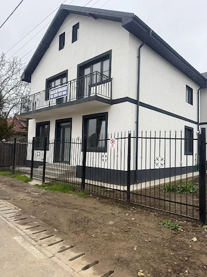 Vilă De Vănzare În Localitatea Lumina - imagine 2